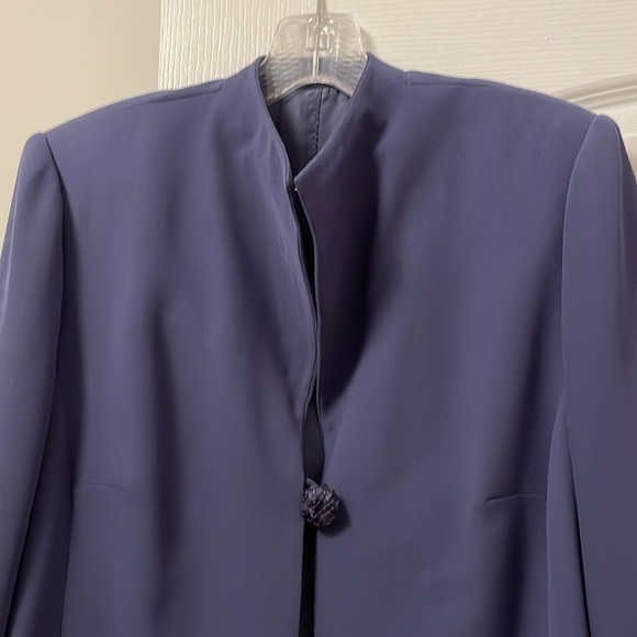 Custom made evening dress with matching jacket, crepe and lace - Picture 5 of 8